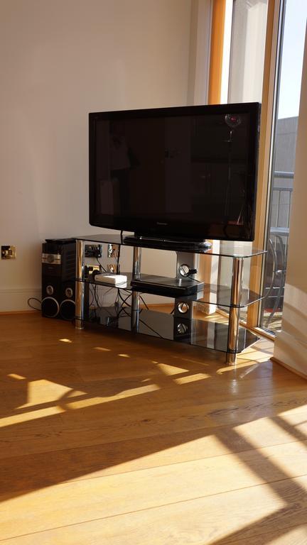 Apartment 306 By The Bridge إينفيرنيس المظهر الخارجي الصورة
